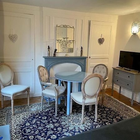 La Parenthese Du Capucin Apartment Honfleur Exterior foto
