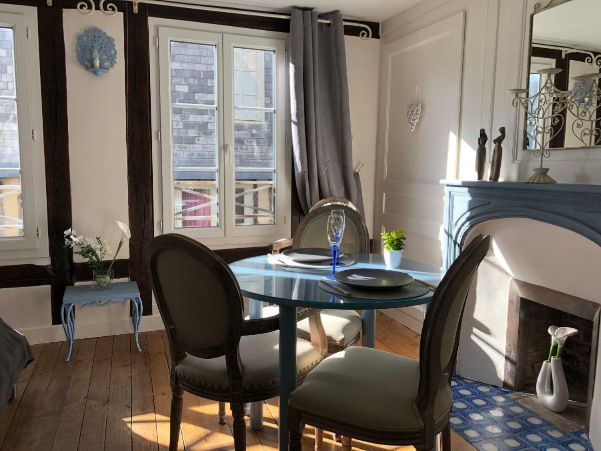 La Parenthese Du Capucin Apartment Honfleur Exterior foto